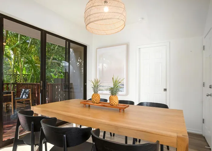 Residences At Napili Bay Ocean View 3 Bedroom Sleeps 8 Steps To Beach Complimentary Car With 6 Nights Npg-C11 By Kbm